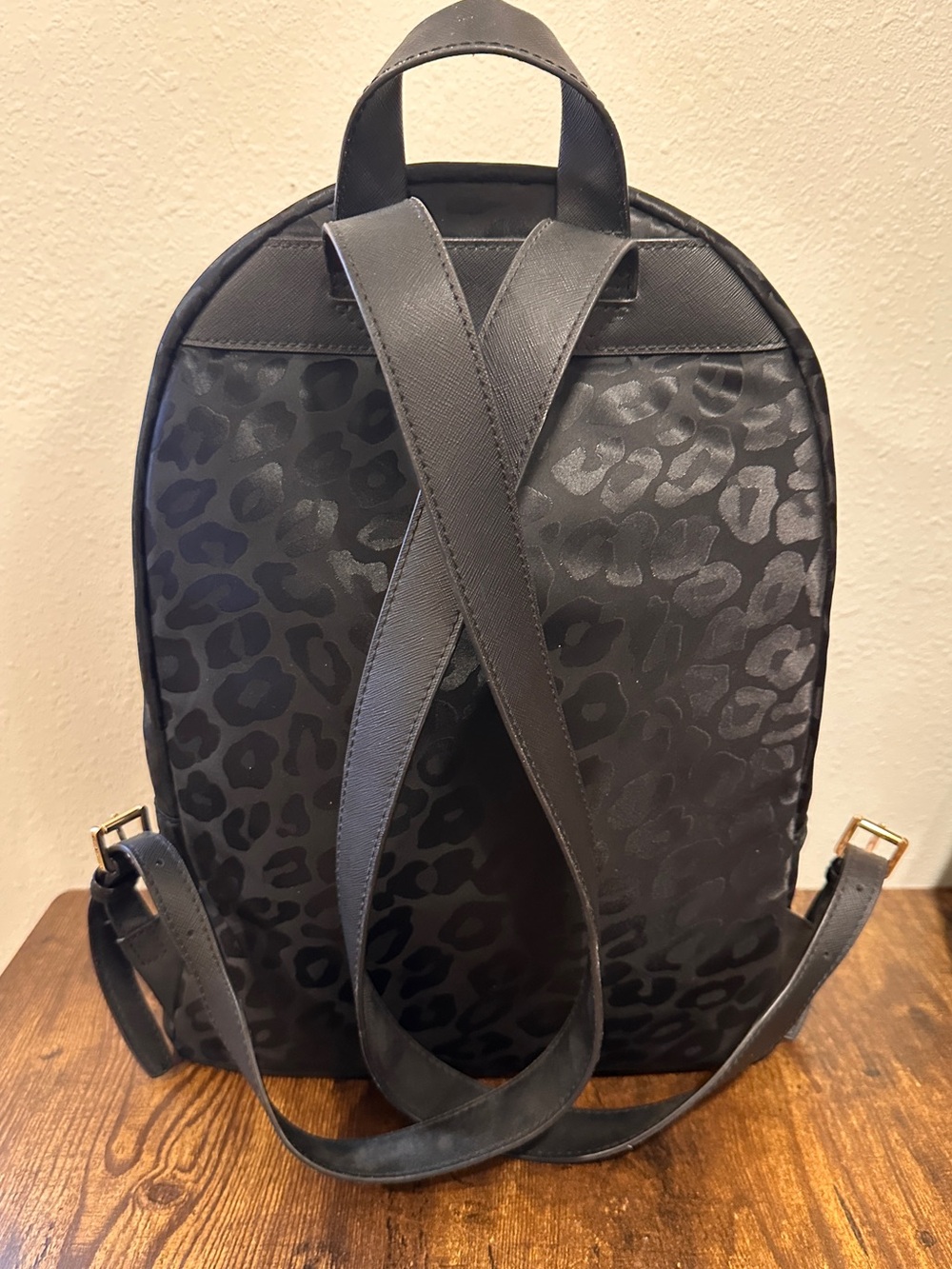 NWOT Michael Kors Black Leopard-Print Nylon Backpack with Gold Hardware - Picture 2 of 8